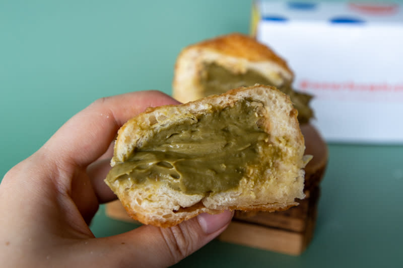 Cross-section of Hojicha bomboloni from Sourbombe Bakery