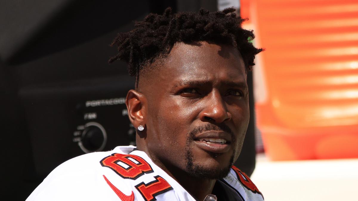 Antonio Brown Asks Adam22 For Sex With His Wife: 'Lemme Get Next