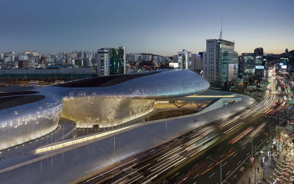 Dongdaemun Design Plaza, Seoul, South Korea