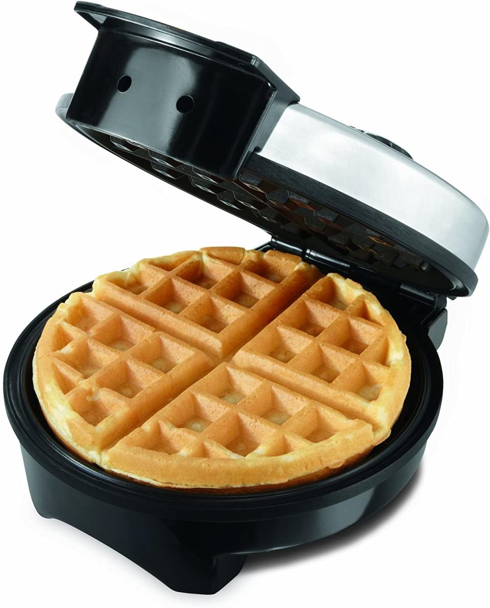 Oster Belgian Waffle Maker - Amazon Canada