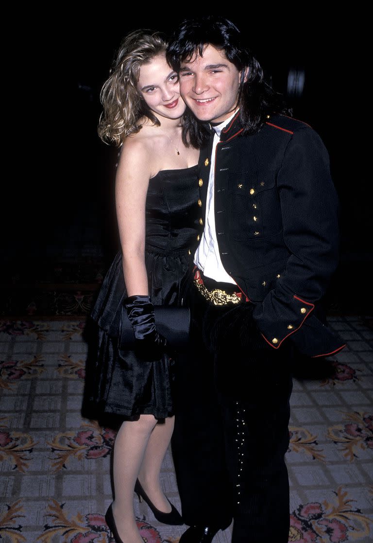 Los actores Drew Barrymore y Corey Feldman fueron novios a fines de los 80