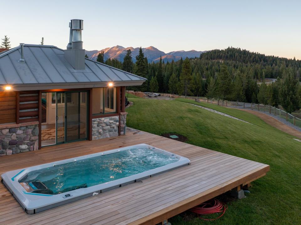 The outdoor hot tub.