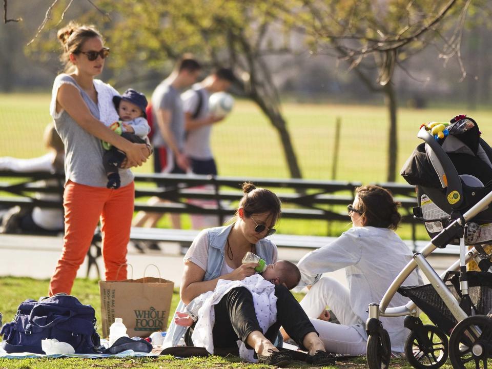 mothers wealth central park children new york