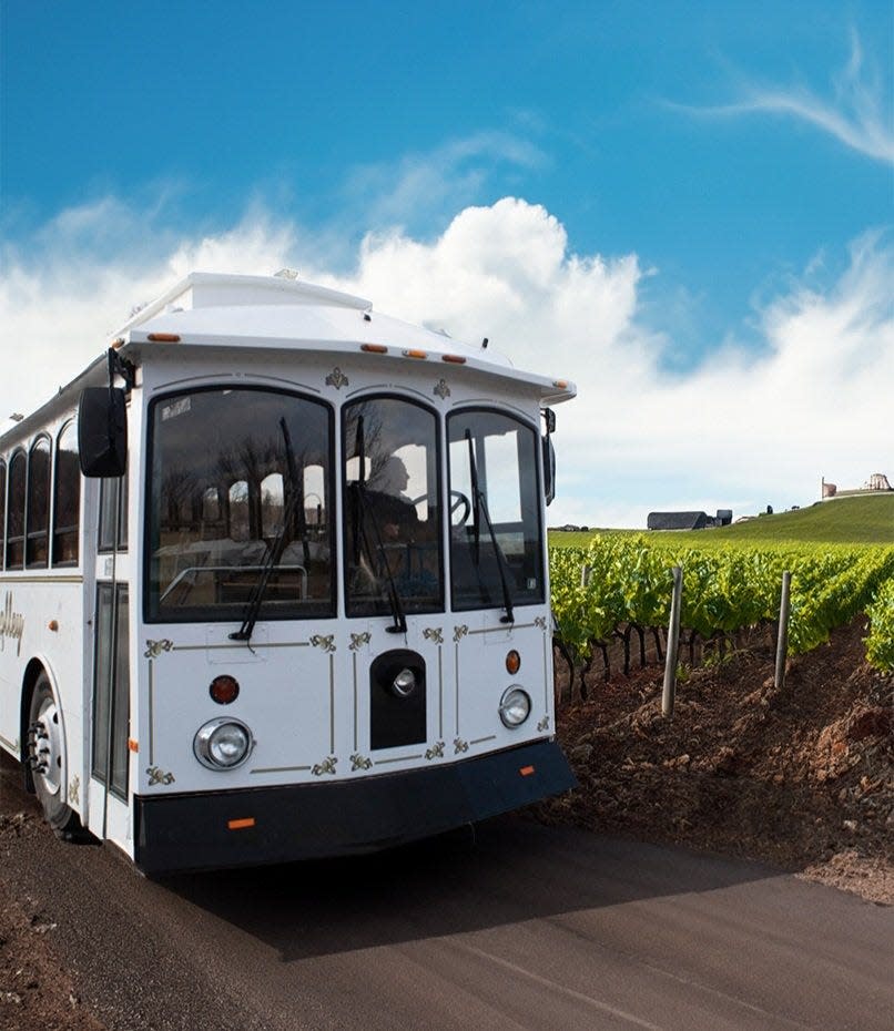 Lakeside Trolley offers a hop-on and hop-off trolley tour service connecting guests to the top destinations in the Finger Lakes.