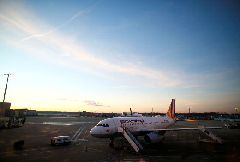 FILE PHOTO: An Airbus A319 aircraft of Germanwings is pictured at Cologne-Bonn airport