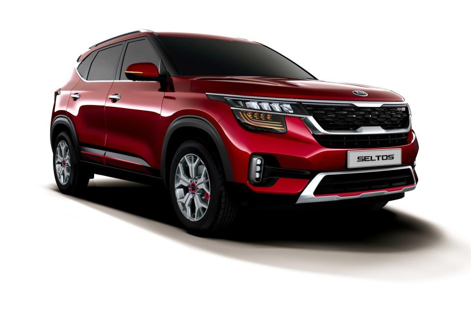 View Photos of the Kia Seltos