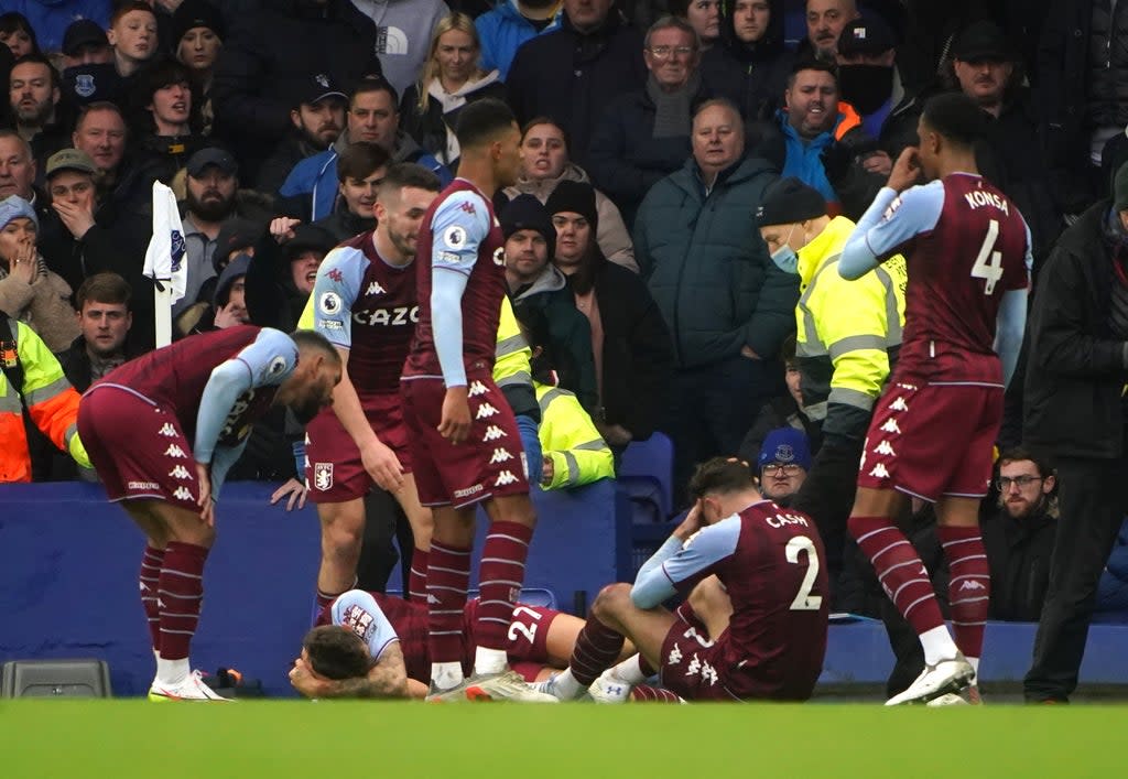 Lucas Digne y Matty Cash fueron agredidos en Goodison Park el sábado  (PA Wire)