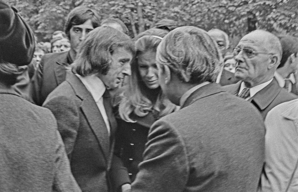 Stewart with his wife Helen at Francois Cevert’s funeral in October 1973 (Getty Images)