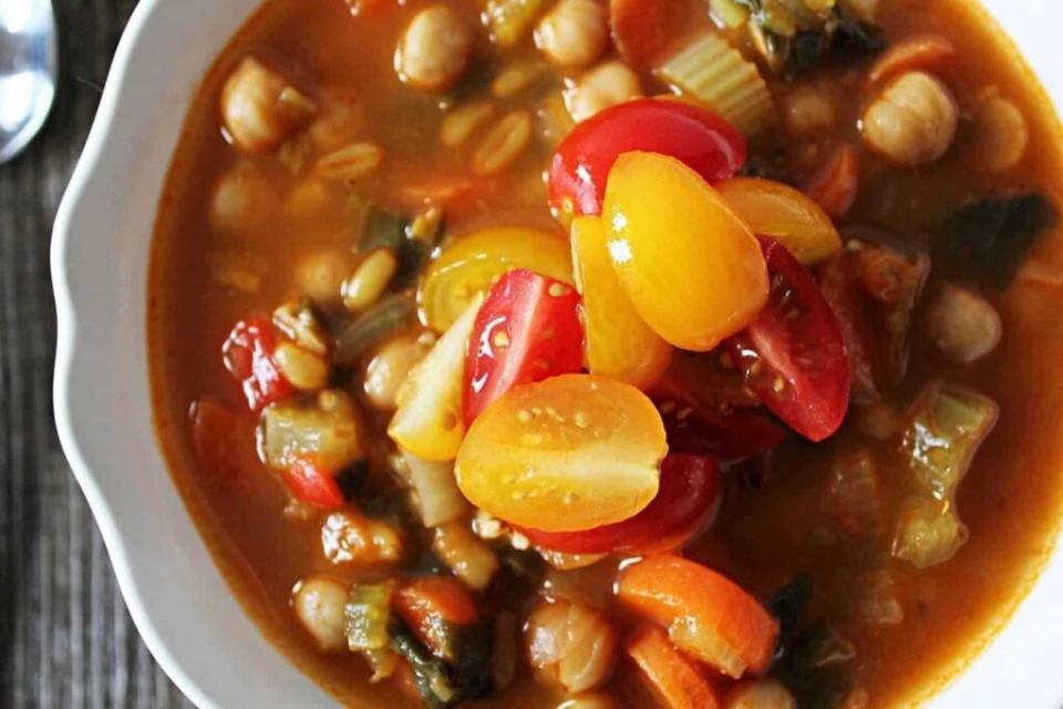 Spicy Kamut and Chickpea Stew