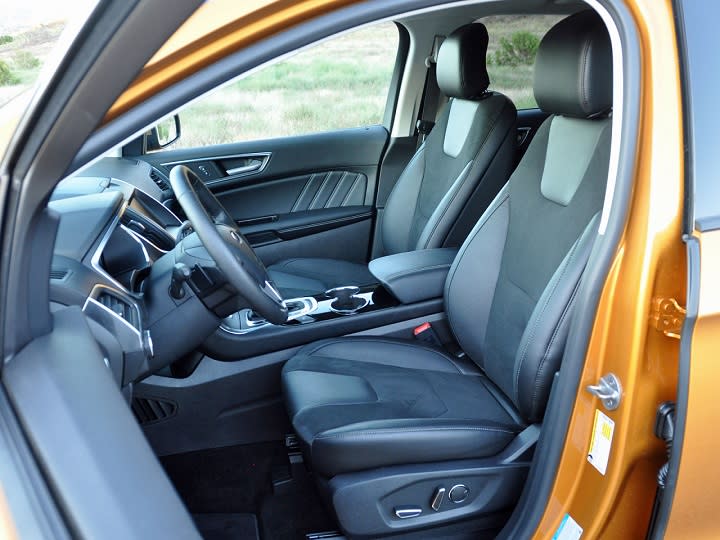 2015 Ford Edge Sport front seats photo