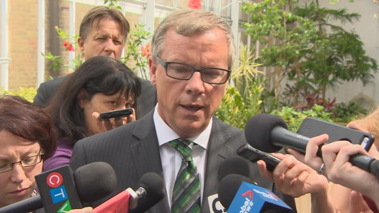 Brad Wall's approval rating falls 9 percentage points