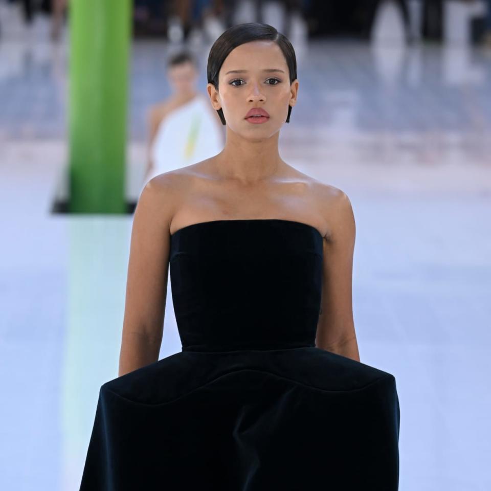 Taylor Russell walks the runway during the Loewe Ready to Wear Spring/Summer 2023 fashion show on September 30, 2022 in Paris, France. Photo: Victor VIRGILE/Gamma-Rapho via Getty Images