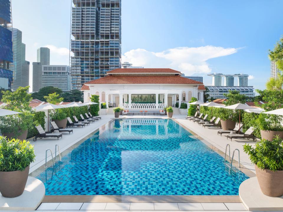 Raffles Hotel Singapore travel hub city guide