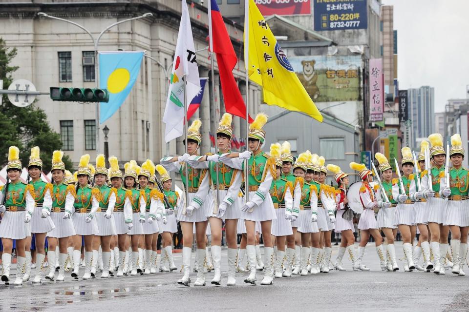 北一女樂儀旗隊國慶表演。總統府提供