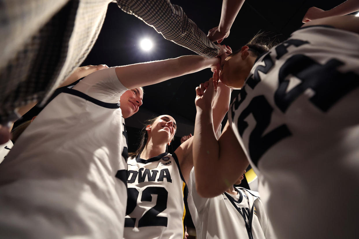 Caitlin Clark of the Iowa Hawkeyes (Steph Chambers / Getty Images)