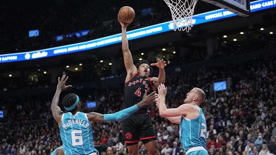 Raptors sophomore Scottie Barnes (#4) is starting to show his star potential again. (John E. Sokolowski-USA TODAY Sports)