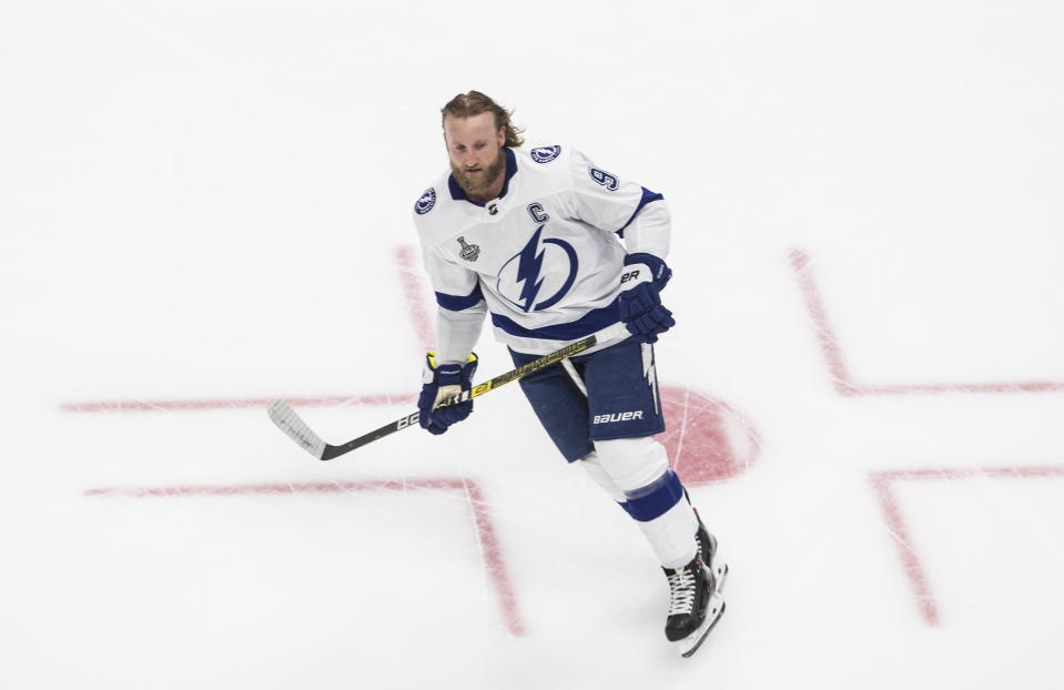 Tampa Bay Lightning center Steven Stamkos warms up for Game 3 of the team's NHL hockey Stanley Cup Final against the Dallas Stars, Wednesday, Sept. 23, 2020, in Edmonton, Alberta. (Jason Franson/The Canadian Press via AP)