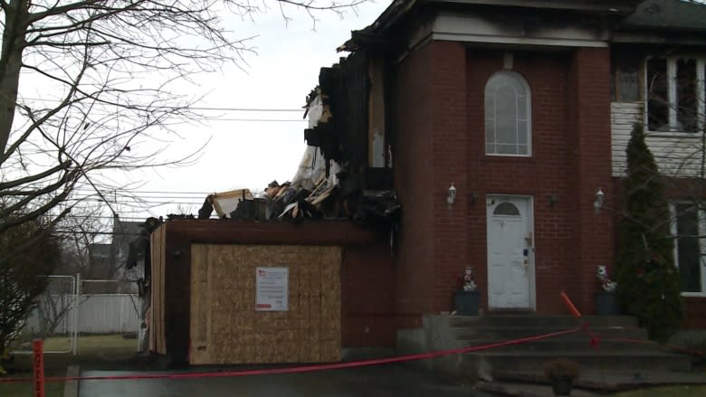 West Island community rallies after fire destroys family home