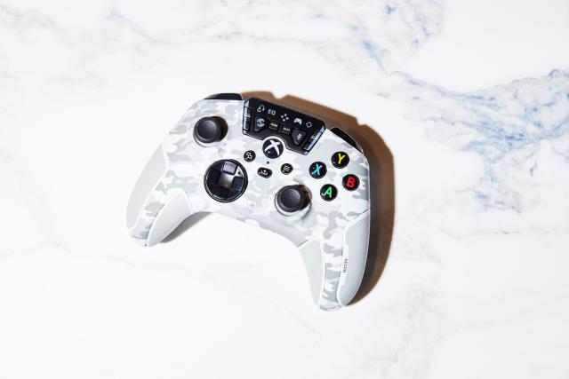 Say Goodbye to Input Lag With These Tried-and-True Xbox Controllers