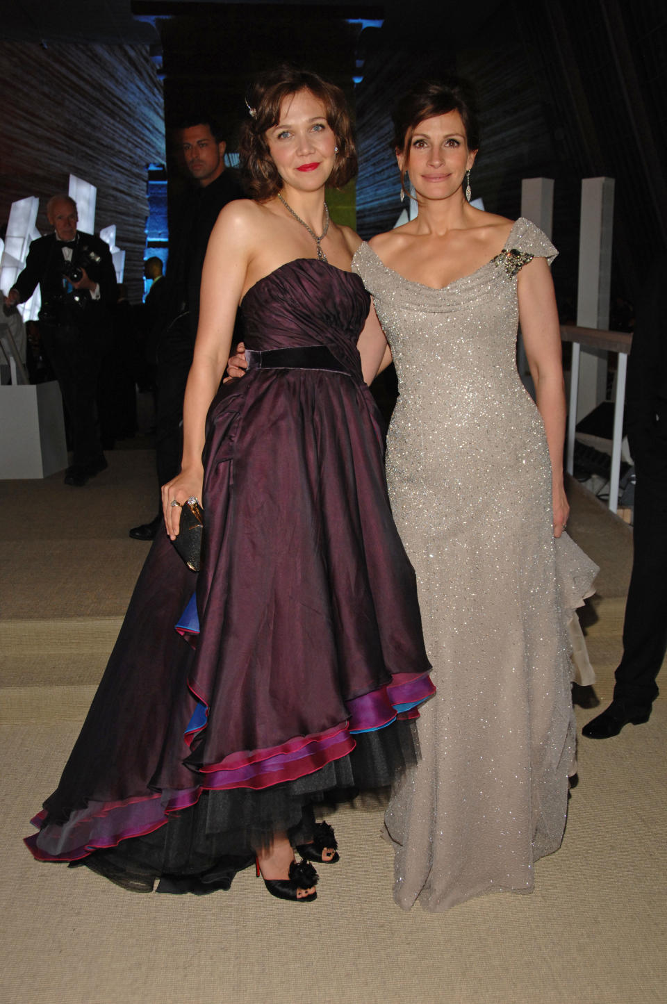 Maggie Gyllenhaal & Julia Roberts (2008)