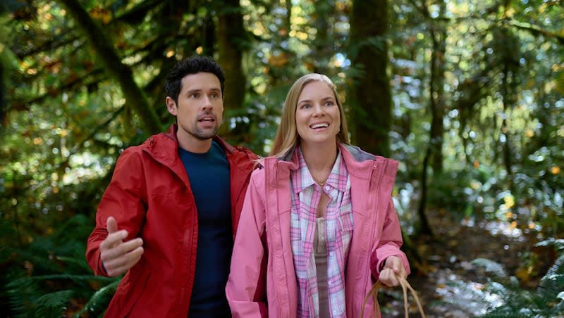 Benjamin Hollingsworth and Cindy Busby in Hallmark's new movie, "A Whitewater Romance."