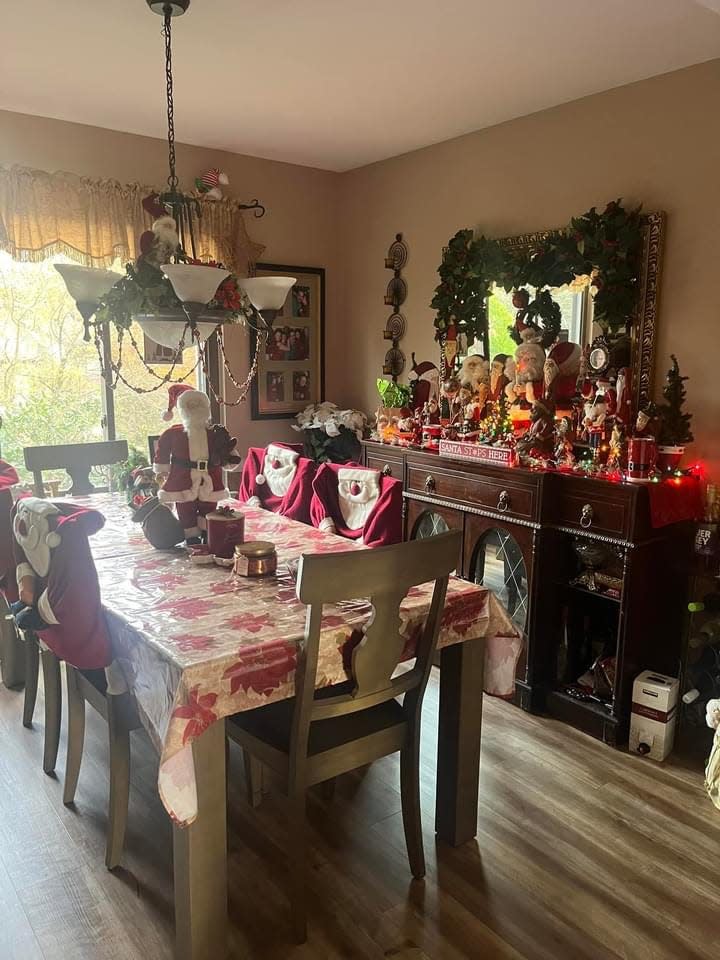 Bill Carroll focuses his Christmas decorating to the inside of his family's Upper Southampton house, a process that starts weeks before Thanksgiving. He doesn't do outdoor decorating until after turkey day.