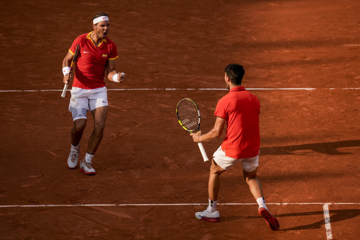 Rafael Nadal and Carlos Alcaraz win to reach the Paris Olympics doubles quarterfinals