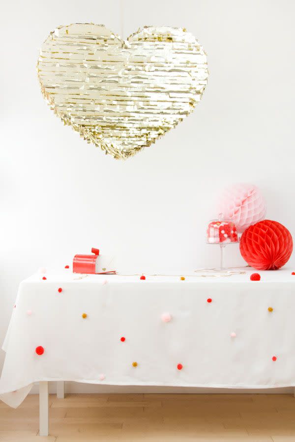heart, heart, buttercream, table, furniture, hot air balloon, valentine's day, cake decorating, love, paper,