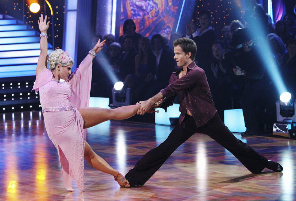 Louis Van Amstel and Kelly Osbourne perform on "Dancing with the Stars."