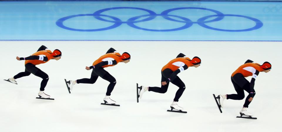 Jan Blokhuijsen of the Netherlands competes in the men's 5000 metres speed skating race during the 2014 Sochi Winter Olympics, February 8, 2014. Picture taken using multiple exposure function. REUTERS/Brian Snyder