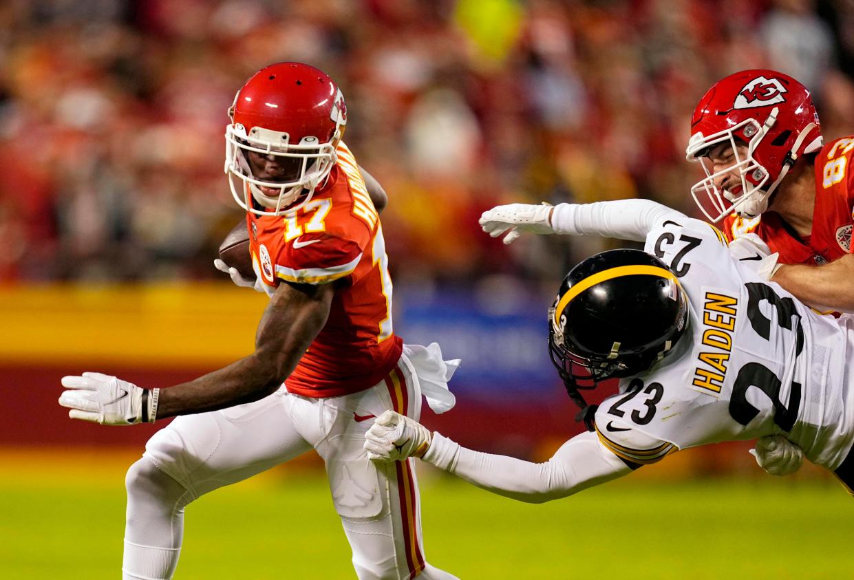 Kansas City Chiefs wide receiver Mecole Hardman (17) runs the ball against Pittsburgh Steelers cornerback Joe Haden (23) during the second half their game on Dec. 26. The Steelers, after losing 36-10 in the regular season, return to Arrowhead Stadium Sunday for an AFC Wild Card playoff game.