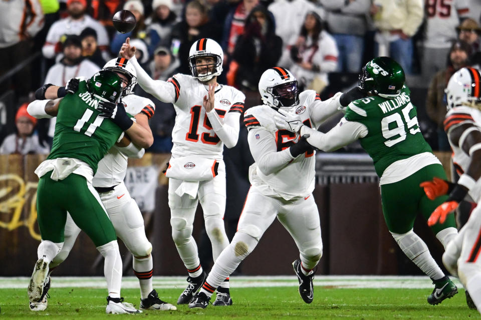 Joe Flacco looks to lead the Browns to a fourth straight win. (Ken Blaze/Reuters)