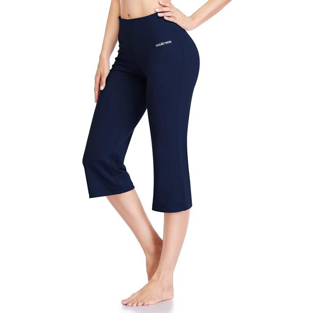 These Yoga Pants Have 2,900+ Five-Star Reviews — and They Come