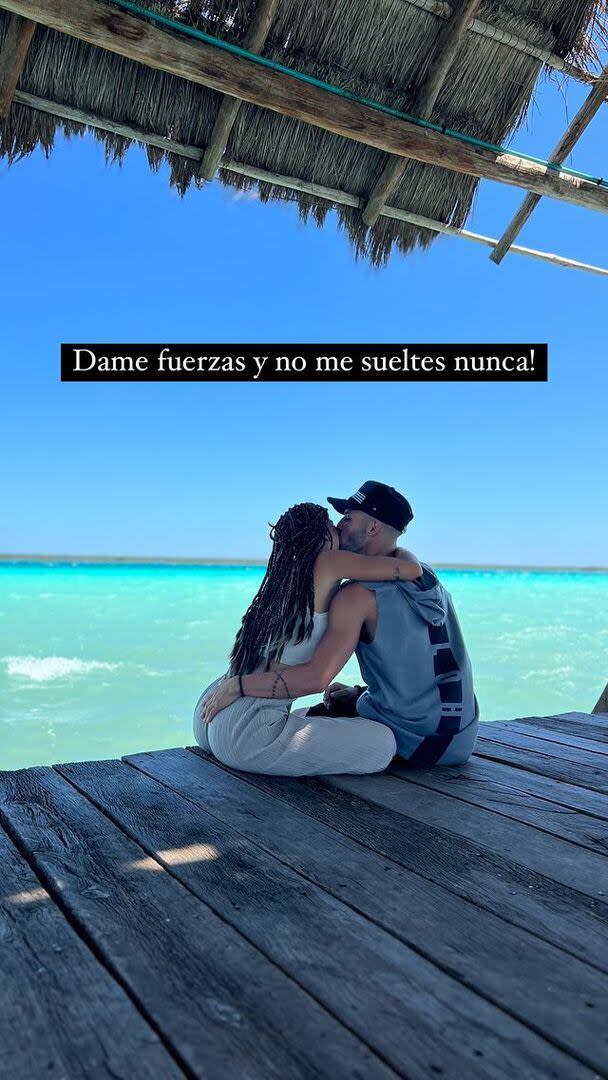 "Que injusta es la vida. Mi corazón se va con vos", publicó Macarena, novia de Nahuel López, uno de los cinco argentinos fallecidos en el accidente en Playa del Carmen