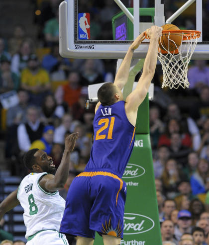 Big dude, Alex Len (Bob DeChiara-USA TODAY Sports)