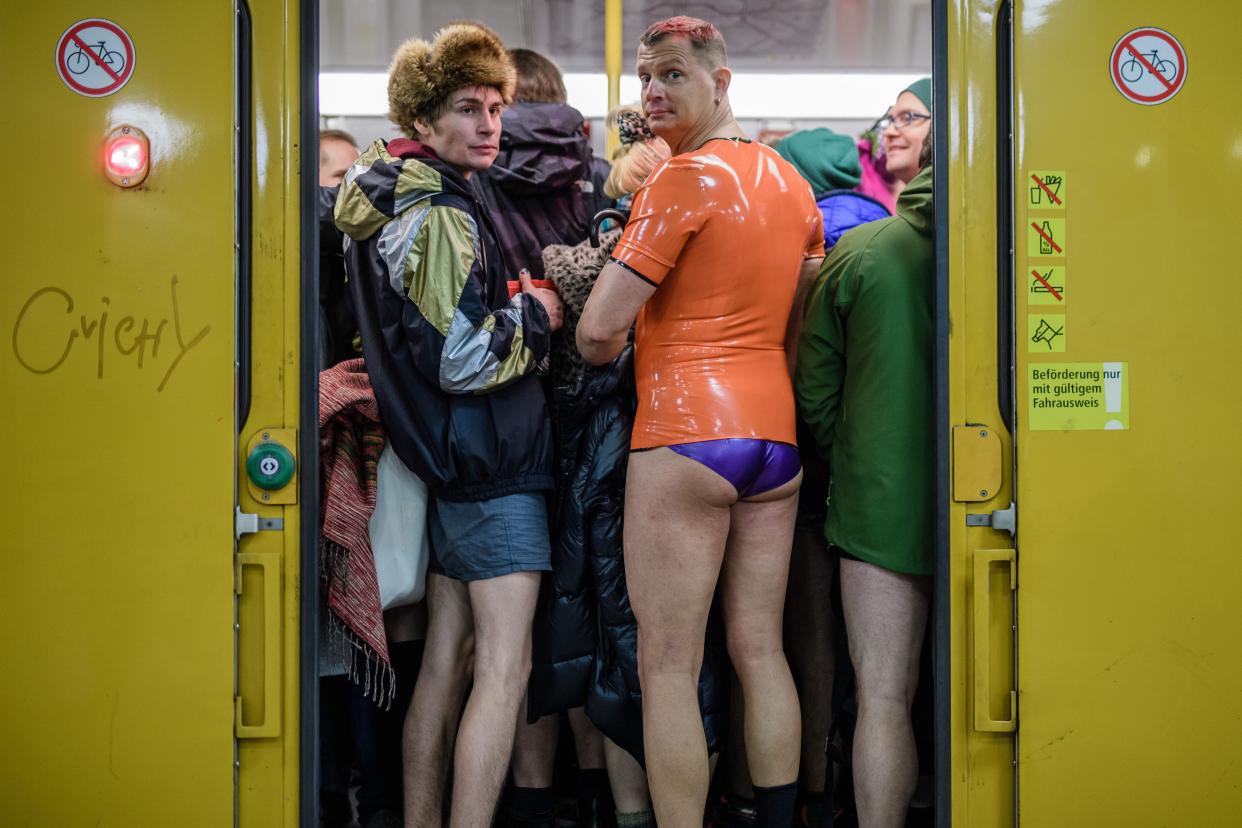 <span class="s1">Bare-legged passengers participate in Berlin. (Photo: Clemens Bilan/EPA-EFE/REX/Shutterstock)</span>