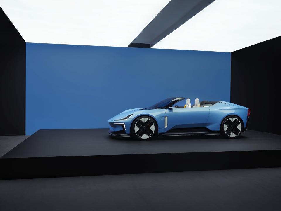 <p>Polestar 6</p>
