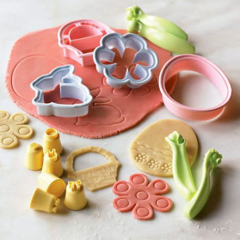 Williams-Sonoma Easter Cookie Decorating Kit