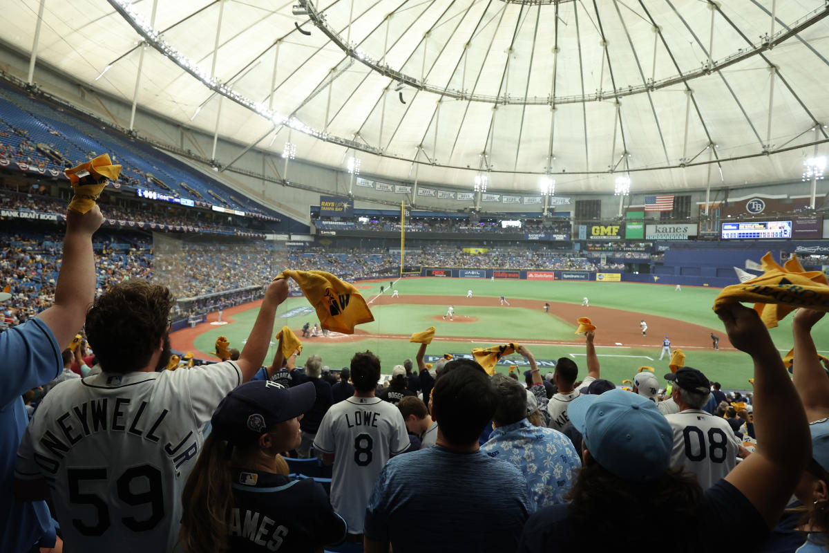 Rangers-Rays Game 1 at Tropicana Field features smallest MLB