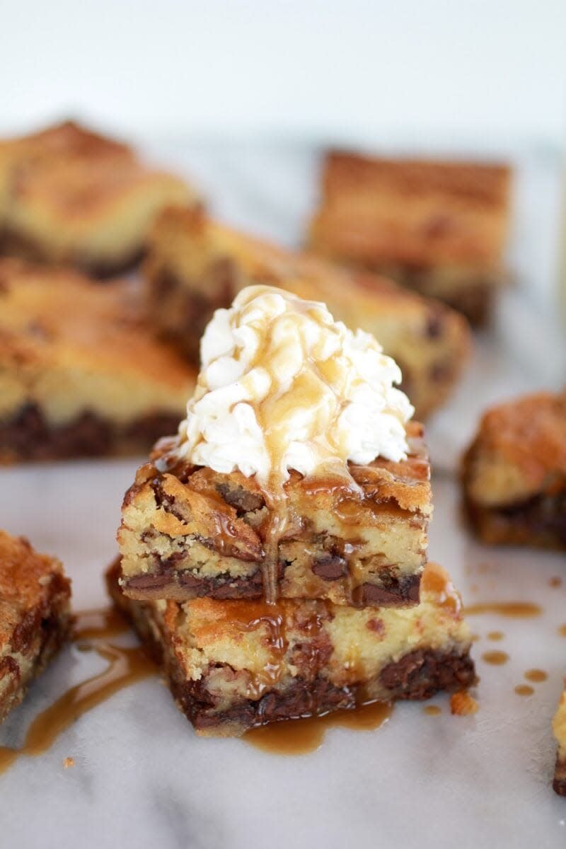 <p>Chocolate-pecan pie gets the bar treatment for an easy-to-serve party dessert.</p><p><strong>Get the recipe at <a href="http://www.halfbakedharvest.com/kentucky-derby-pie-chocolate-chip-cookie-bars/" rel="nofollow noopener" target="_blank" data-ylk="slk:Half Baked Harvest;elm:context_link;itc:0;sec:content-canvas" class="link ">Half Baked Harvest</a>.</strong></p>