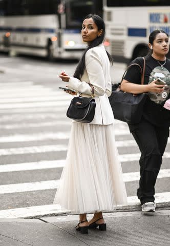 20 Ways to Wear a White Skirt No Matter the Weather