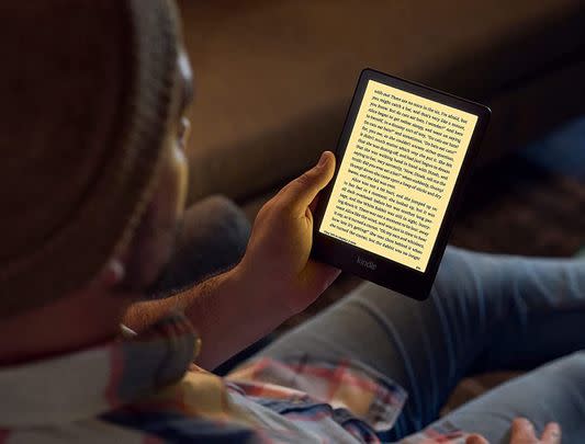 Save 27% on this lightweight Kindle Paperwhite and keep all your books in one place