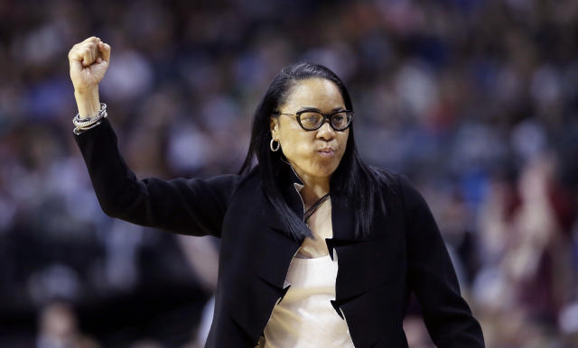 Dawn Staley provides update on possibility of South Carolina team visiting  White House - On3