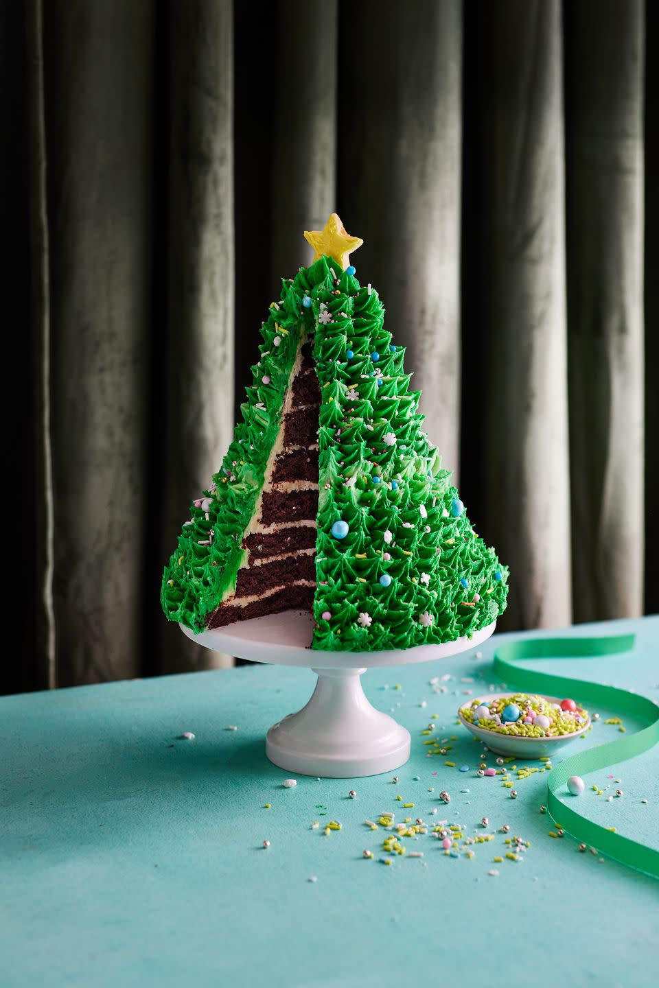 christmas tree cake