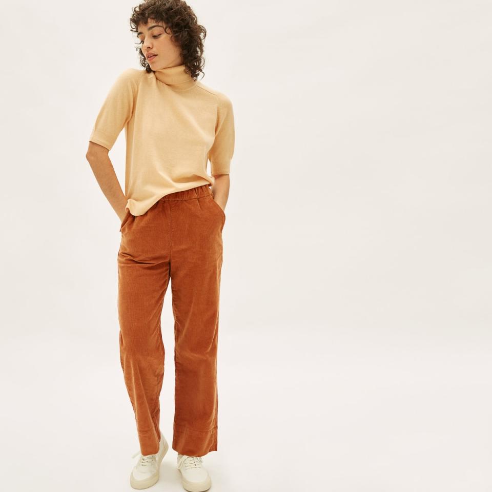 The Corduroy Easy Pant in Acorn. Image via Everlane.