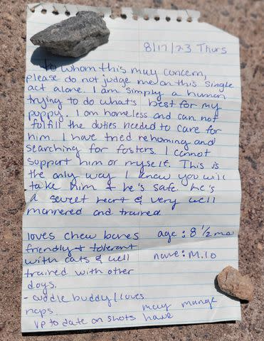 <p>LifeLine Animal Project</p> A dog owner left a note explaining why they made the difficult decision to give up their dog.