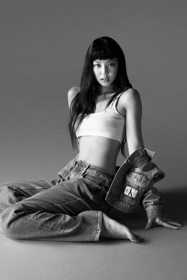 Blackpink's Jennie Kim flaunts her cleavage in racy Calvin Klein