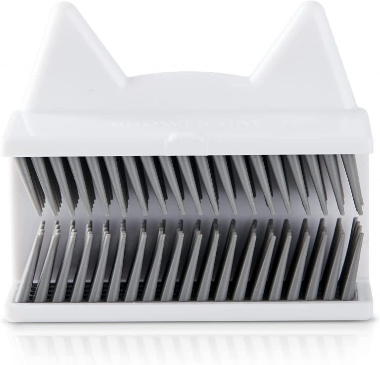 Shower Cat para atrapar el cabello y proteger el desagüe. (Crédito: Amazon)