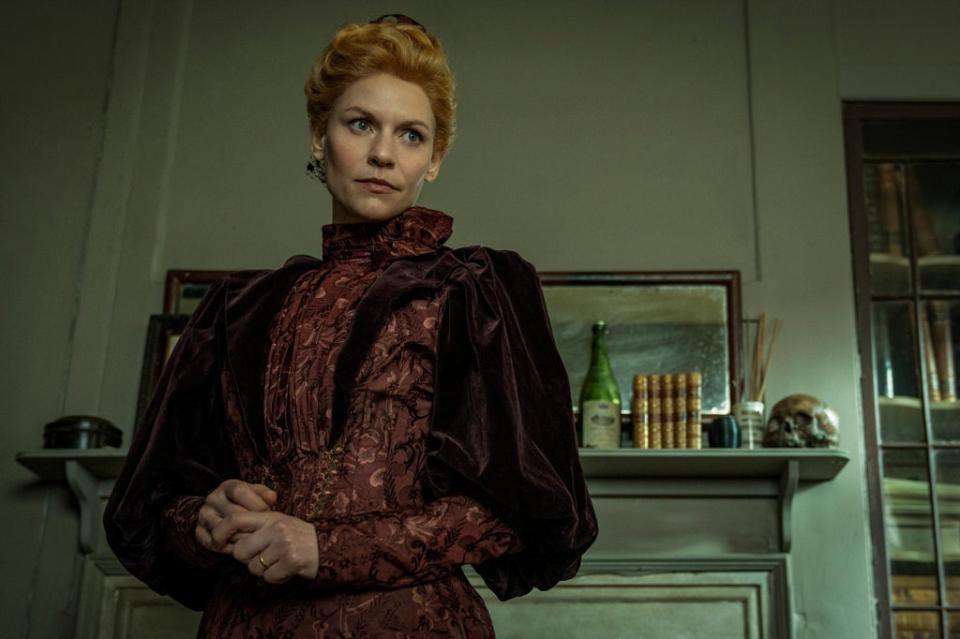 Period dress: Claire Danes as Cora Seaborne (Courtesy of Apple)