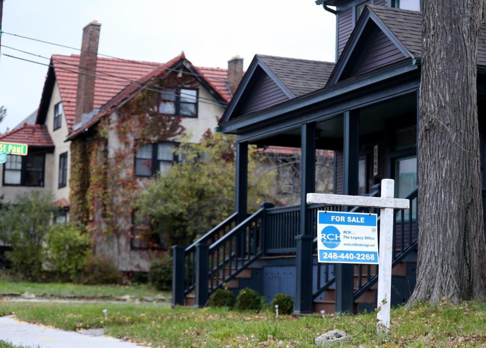 Detroit home for sale on Van Dyke in Detroit Thursday, Nov.18, 2021.